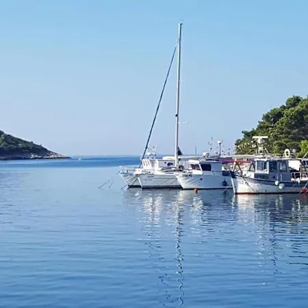 Apartman In Near Golf Course Póla