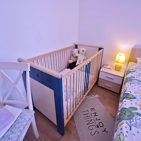 Apartman In Near Golf Course *