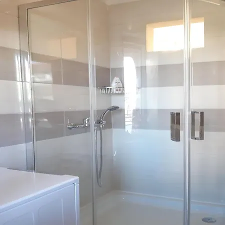 In Near Golf Course Apartment Pula