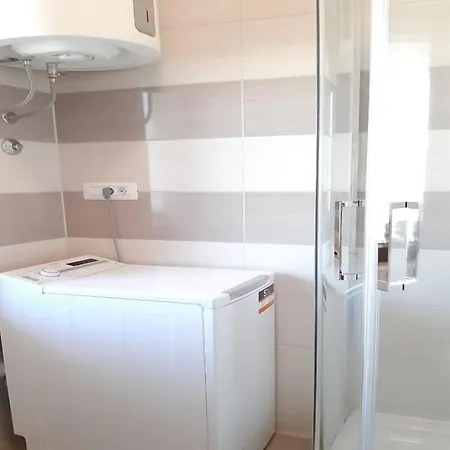 Apartment In Near Golf Course Pula