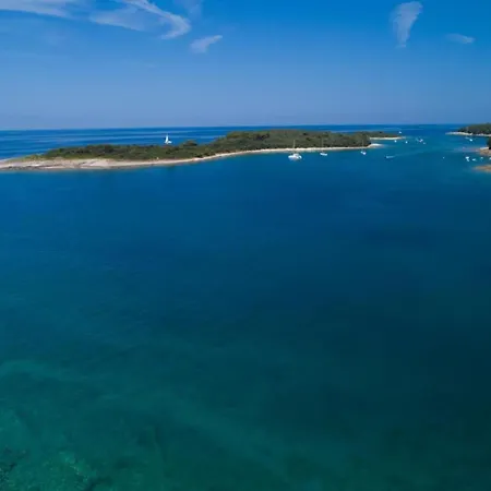 Apartman In Near Golf Course *