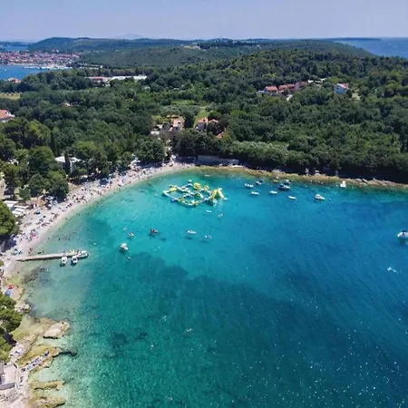 In Near Golf Course Appartement Pula