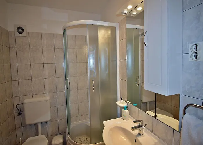 In Near Golf Course Apartman Póla