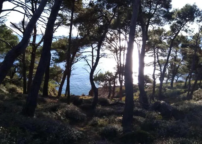 In Near Golf Course Póla