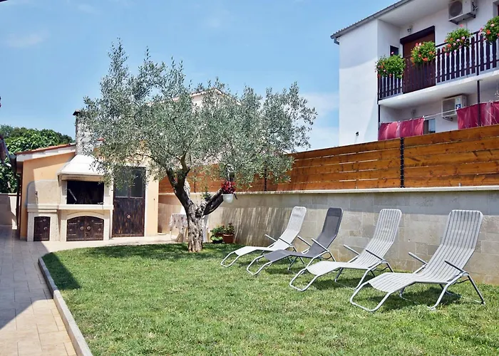 In Near Golf Course Póla