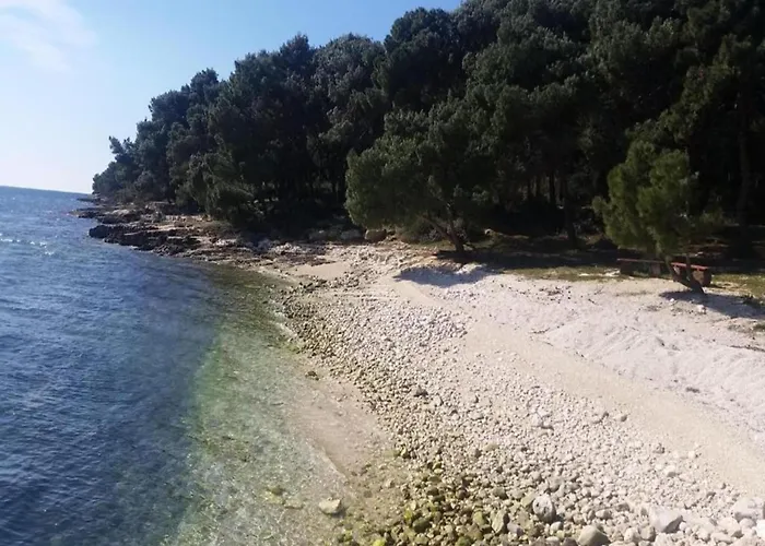 In Near Golf Course Apartman