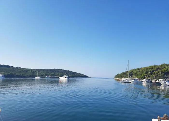 In Near Golf Course * Póla