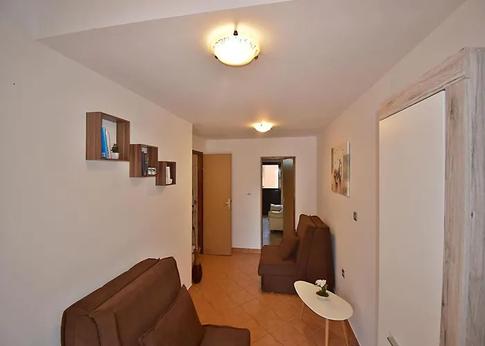 Apartman In Near Golf Course *