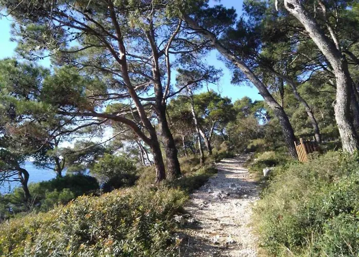 In Near Golf Course * Póla