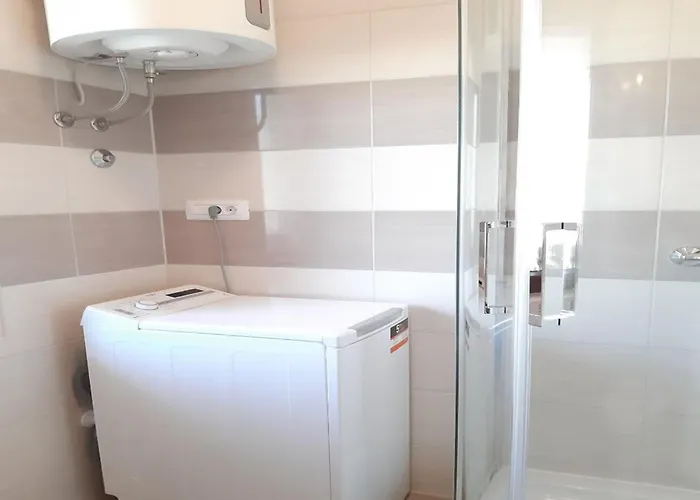 In Near Golf Course Apartman