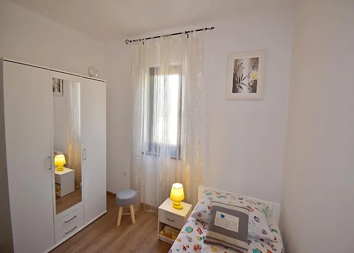 In Near Golf Course * Póla