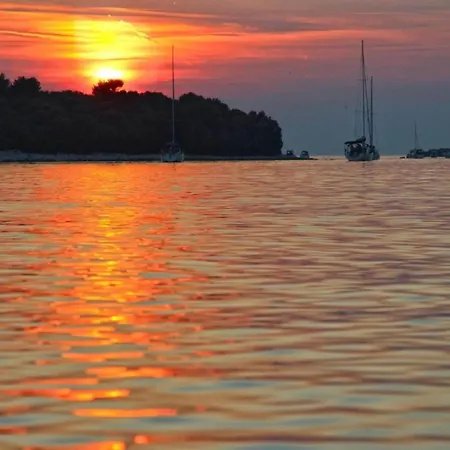 شقة In Near Golf Course *