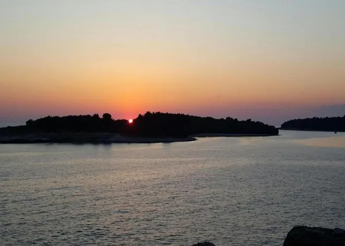 In Near Golf Course Apartment Pula